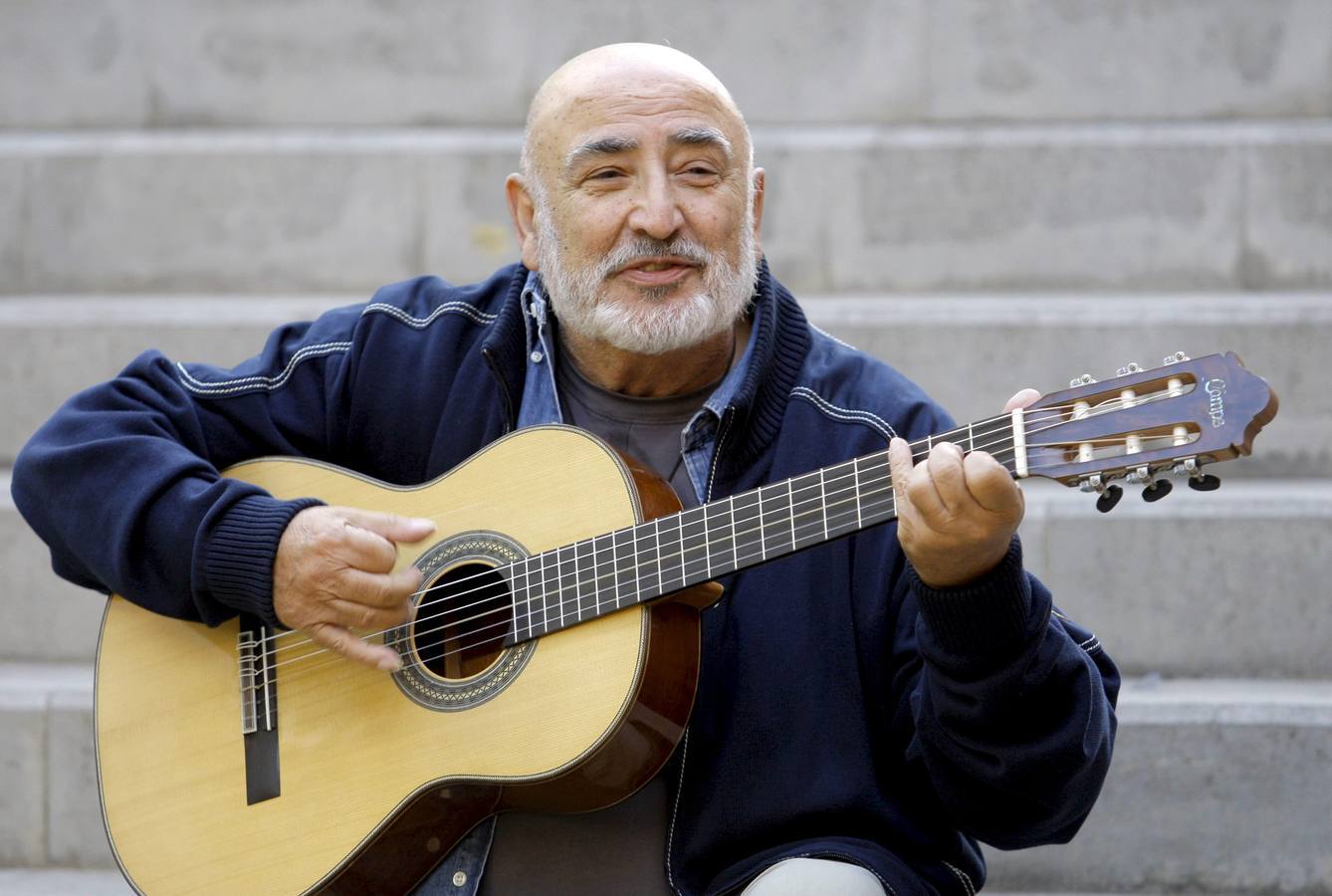 Miércoles 27 de agosto. Pere Pubill Calaf 'Peret', denominado el padre de la rumba catalana, fallece a los 79 años de edad tras una larga batalla contra el cáncer de pulmón. Foto: Toni Albir