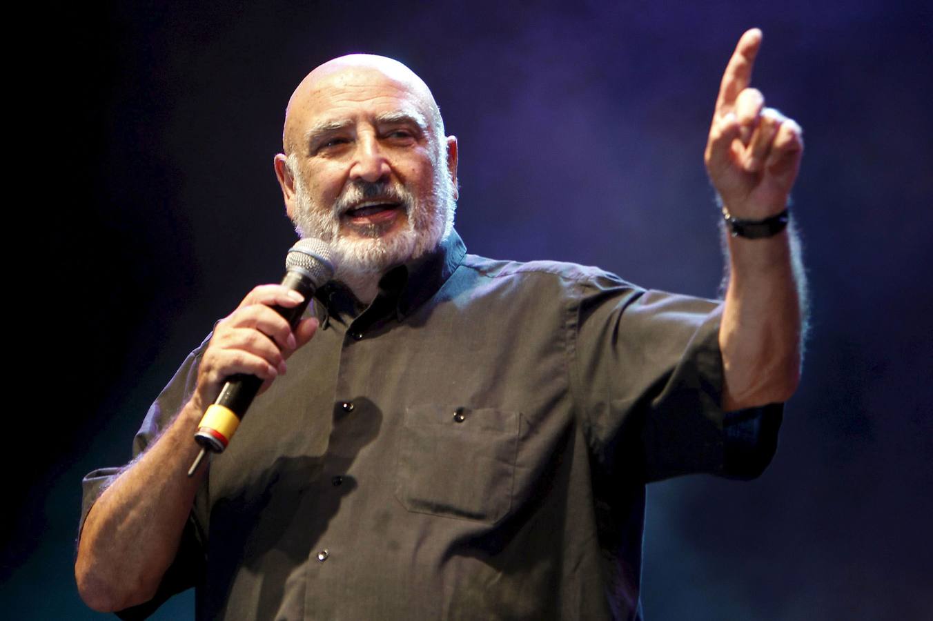 Miércoles, 27 de agosto. Pere Pubill Calaf 'Peret', denominado el padre de la rumba catalana, fallece a los 79 años de edad tras una larga batalla contra el cáncer de pulmón. Fotos: Agencias.