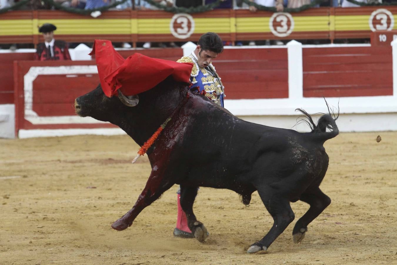 Tarde triunfal de Mora, Ferrera y Talavante en Mérida