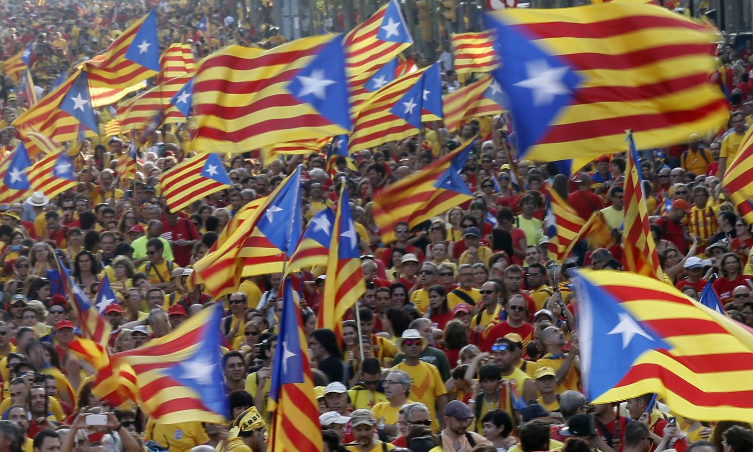 La &#039;V&#039; catalana reúne a más de medio millón de personas