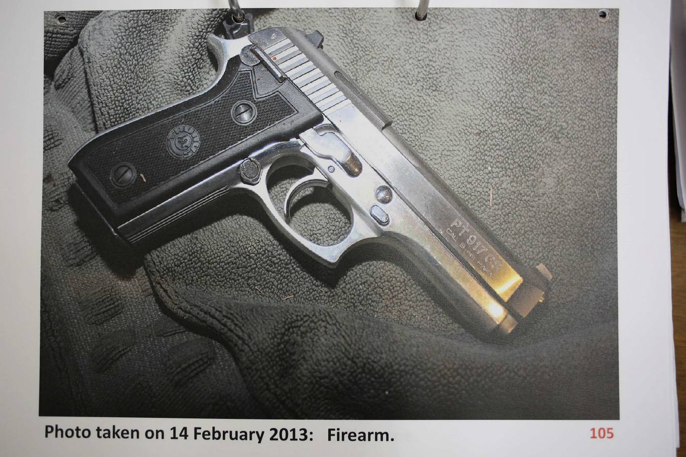 <photo-group>
<photo-alt3 fileref="http://www.hoy.es/multimedia/201409/13/media/pistorius-pruebas01_xoptimizadax.jpg" height="900">
<h3>
<a href="http://www.hoy.es/fotos/deportes/mas-deportes/201409/13/pruebas-fotograficas-juicio-pistorius-309901296235-mm.xml">
</a>
</h3>
<photo-caption/>
</photo-alt3>
</photo-group>