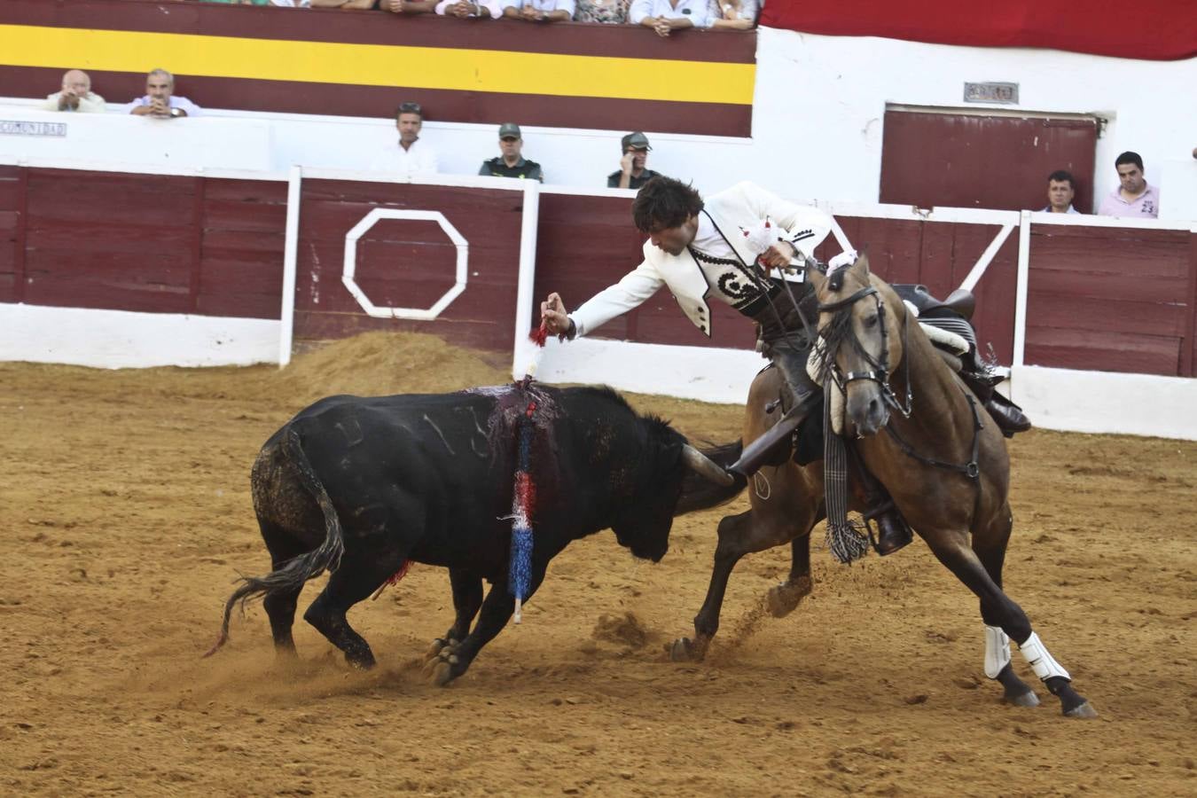 Pablo Hermoso de Mendoza, Diego Ventura y Andrés Romero entusiasman en Zafra