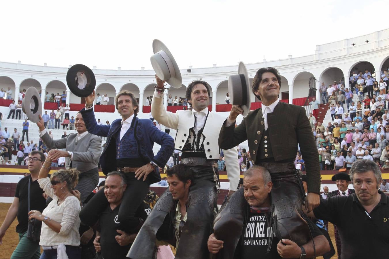 Pablo Hermoso de Mendoza, Diego Ventura y Andrés Romero entusiasman en Zafra