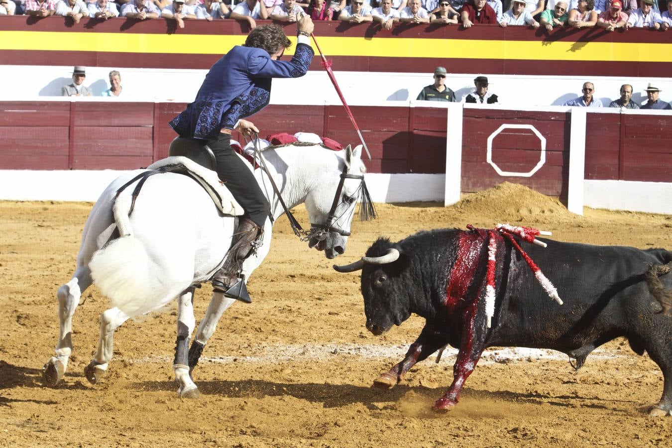 Pablo Hermoso de Mendoza, Diego Ventura y Andrés Romero entusiasman en Zafra