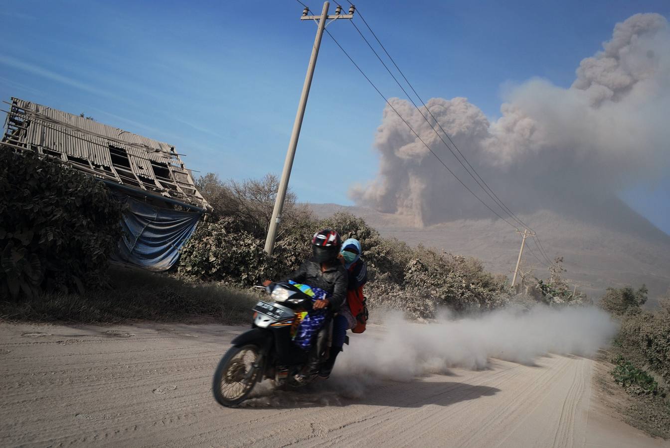 Erupción del volcán Sinabung