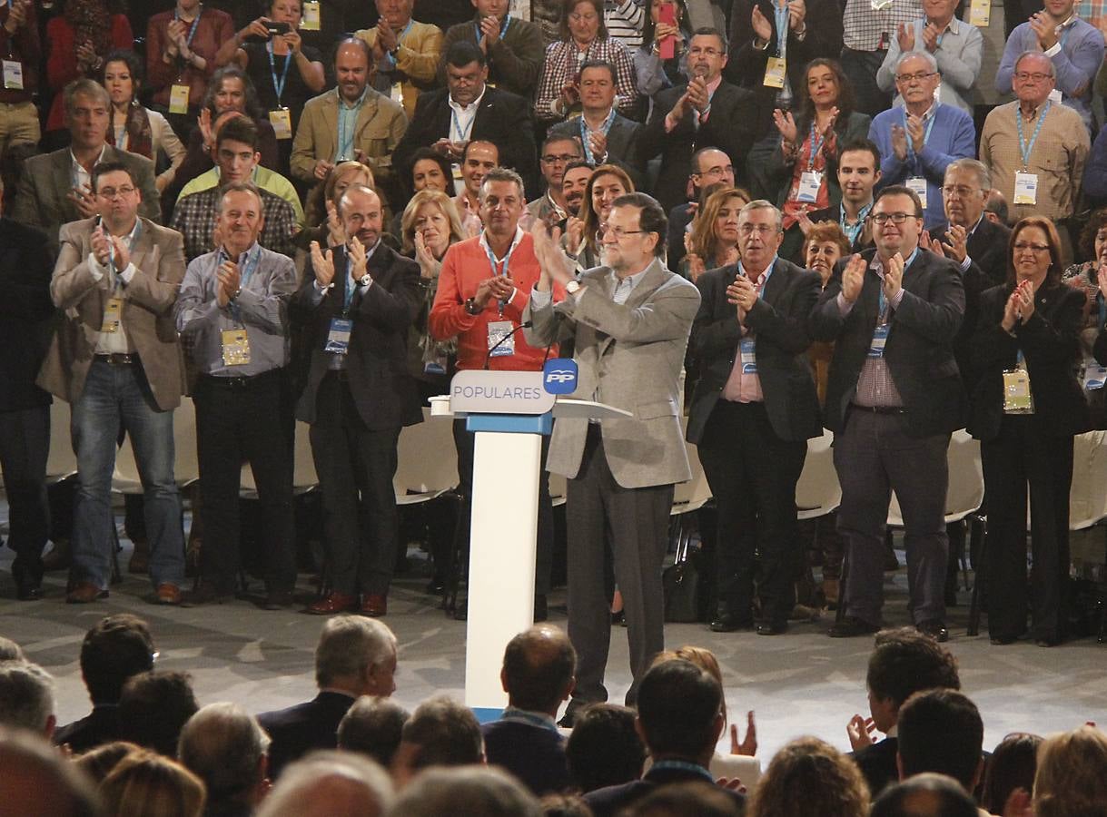 Sábado, 8 de noviembre: Clausura de las Jornadas sobre Estabilidad y Buen Gobierno en las Comunidades Autónomas que se celebran en Cáceres y en el que han participado entre otros, el presidente del Gobierno, Mariano Rajoy, el presidente de la Junta de Extremadura, José Antonio Monago, el ex alcalde de Badajoz, Miguel Celdrán y la secretaria general del PP María Dolores de Cospedal. Fotografías: Marisa Núñez.