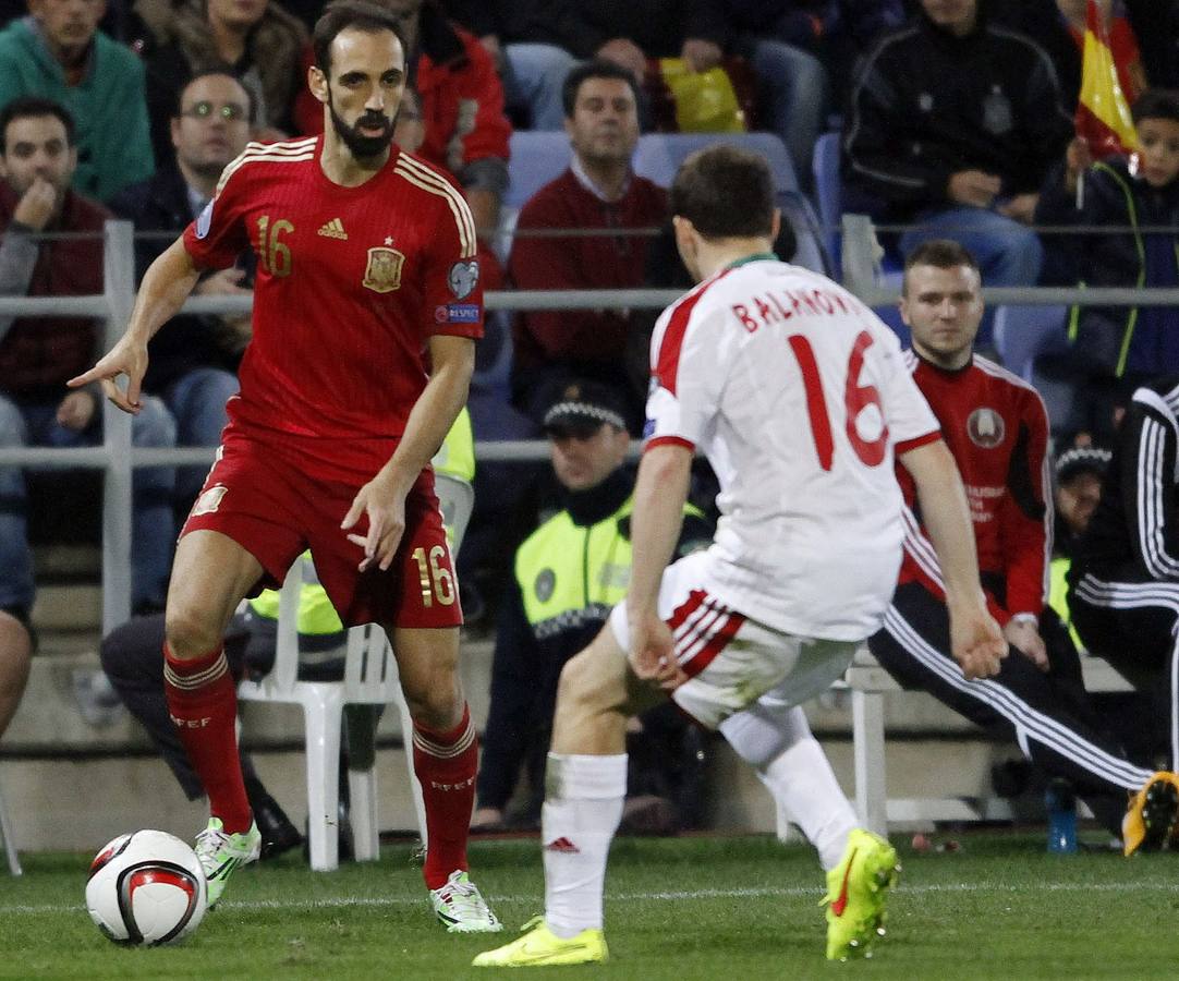 Sábado, 15 de noviembre: Encuentro valedero para la clasificación para la Eurocopa 2016 que enfrentó a la Selección Española contra Bielorrusia, que disputaron en el estadio Nuevo Colombino de Huelva. El resultado fue de 3-0 para la la Selección Española.