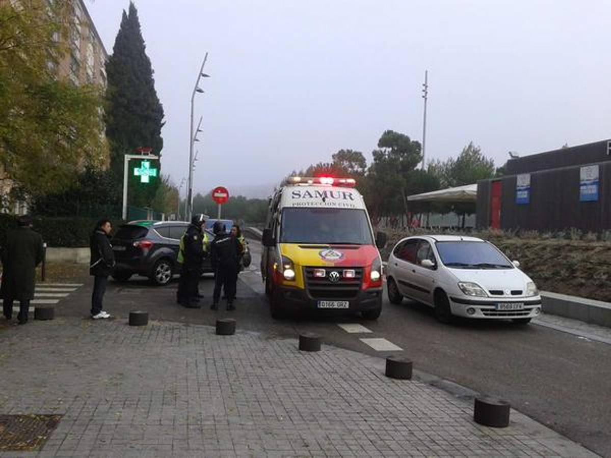 Domingo, 30 de oviembre. Muere un ultra de los Riazor Blues tras una reyerta con radicales del Frente Atlético. Francisco Javier Romero Taboada 'Jimmy', fue rescatado del río con traumatismo craneoencefálico e hipotermia, sin que los médicos pudieran salvarle la vida. Fotografía: EFE