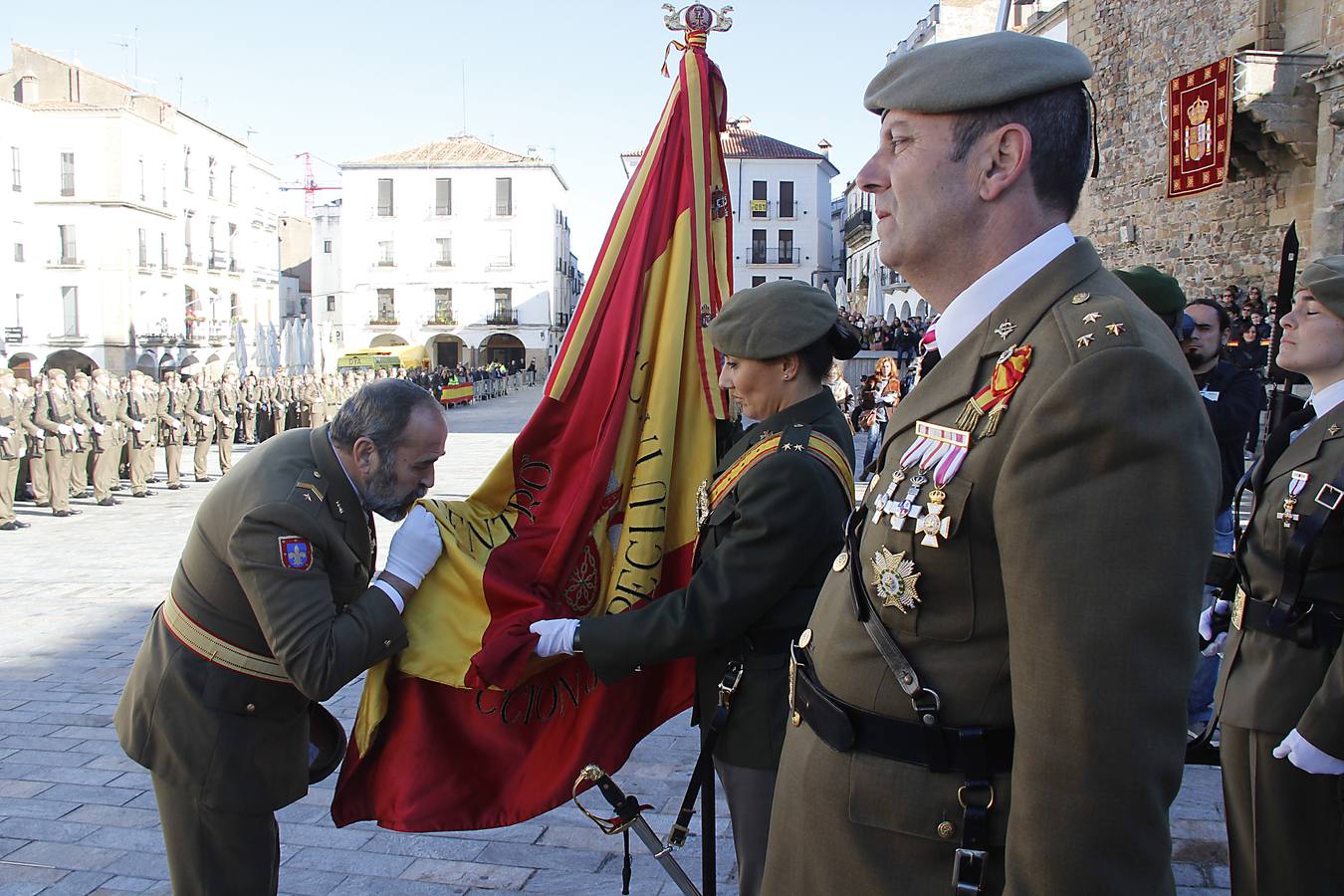 El Cefot celebra sus 50 años con un acto en la Plaza Mayor de Cáceres