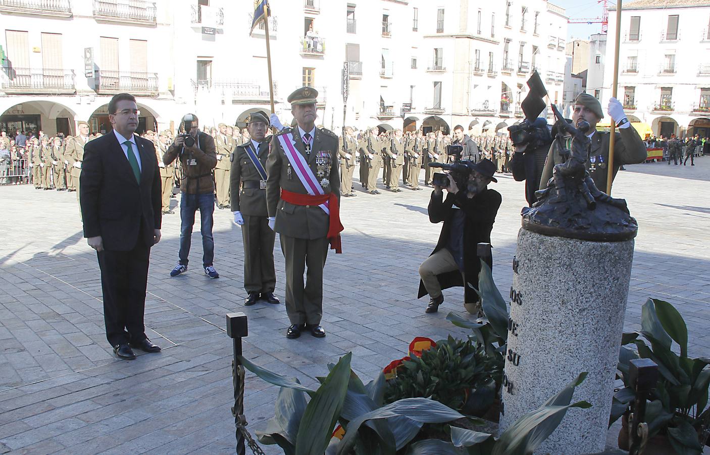 El Cefot celebra sus 50 años con un acto en la Plaza Mayor de Cáceres