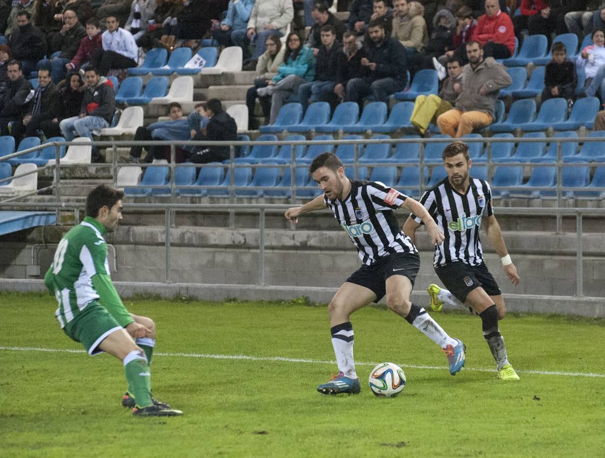 El Badajoz se impone al Valdivia