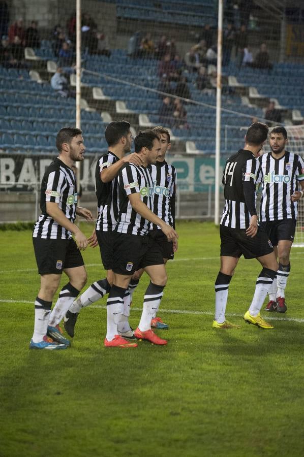 El Badajoz se impone al Valdivia