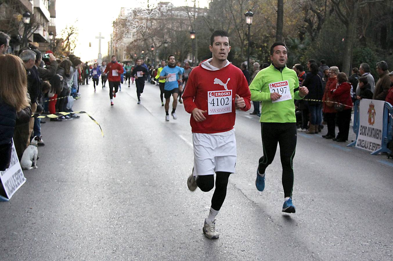 6.000 personas despiden el año corriendo en la San Silvestre cacereña