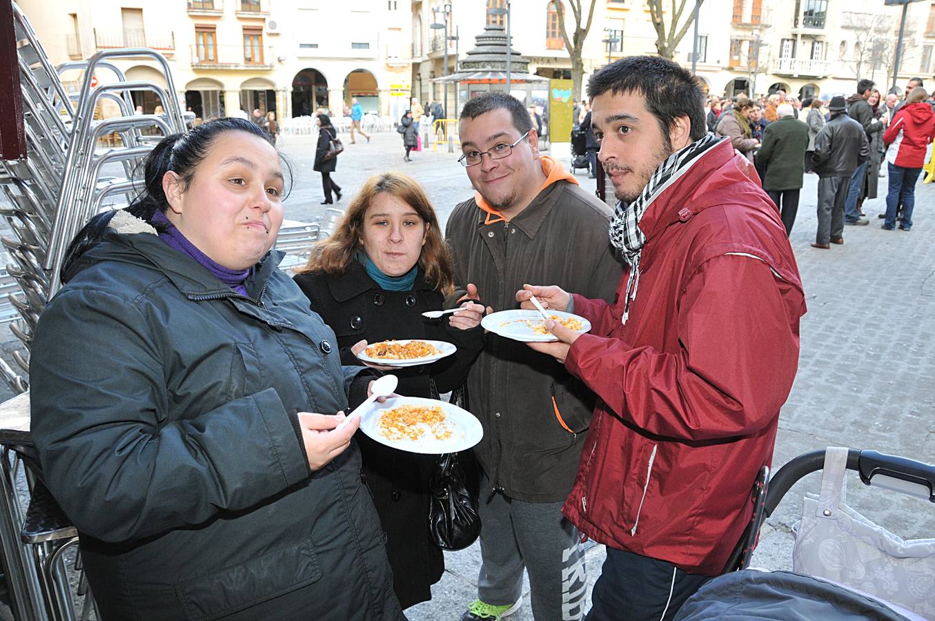 Plasencia celebra el día de San Fulgencio con migas en la Plaza Mayor