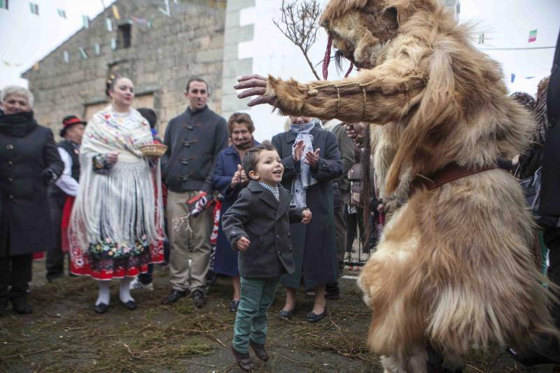 Las Carantoñas recorren Acehúche