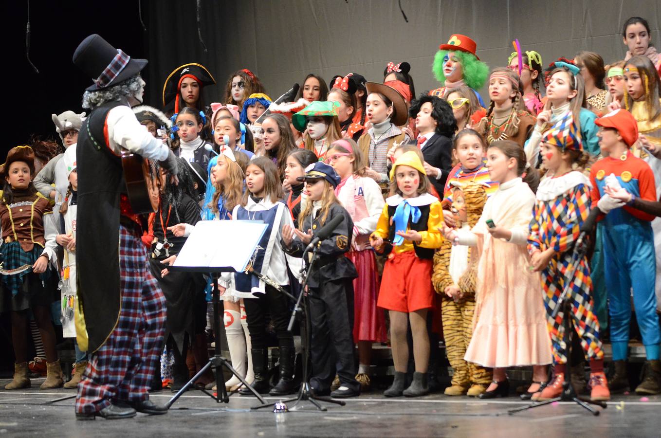 El coro de Santi Linares