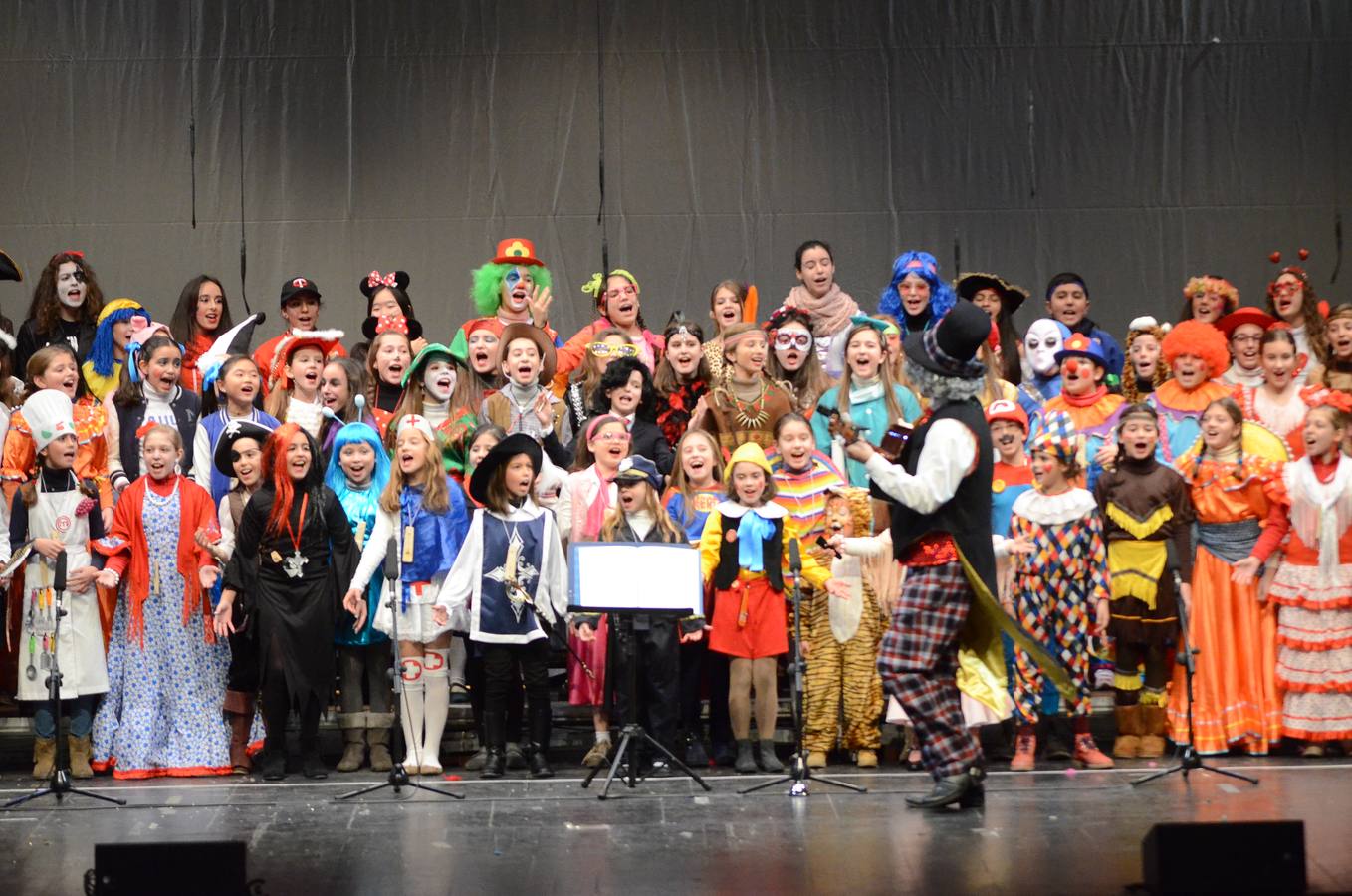 El coro de Santi Linares