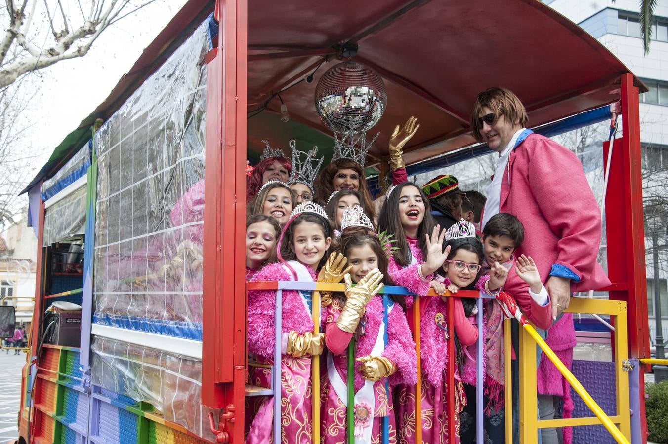 San Francisco se disfraza en el sábado de Carnaval