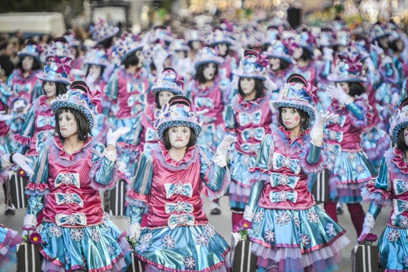 El desfile de comparsas, visto desde arriba
