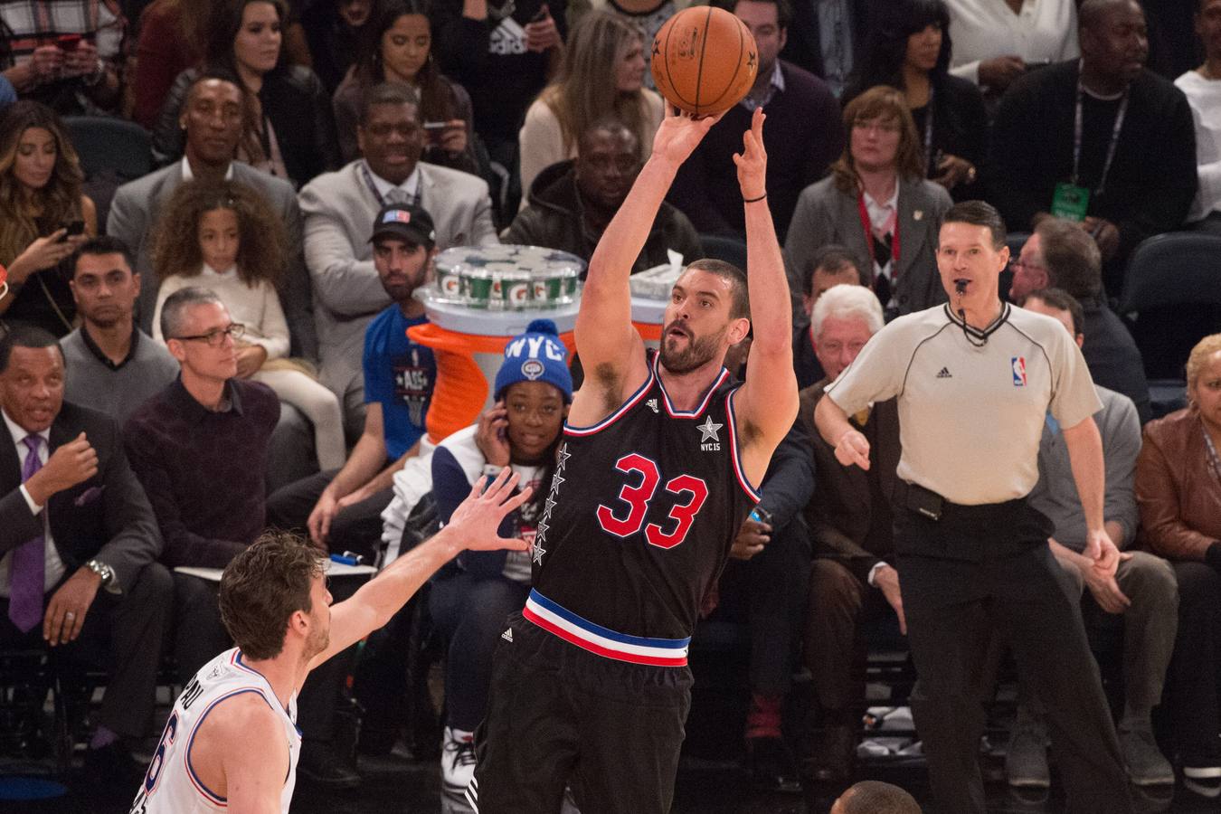 Pau y Marc Gasol, una foto para la historia