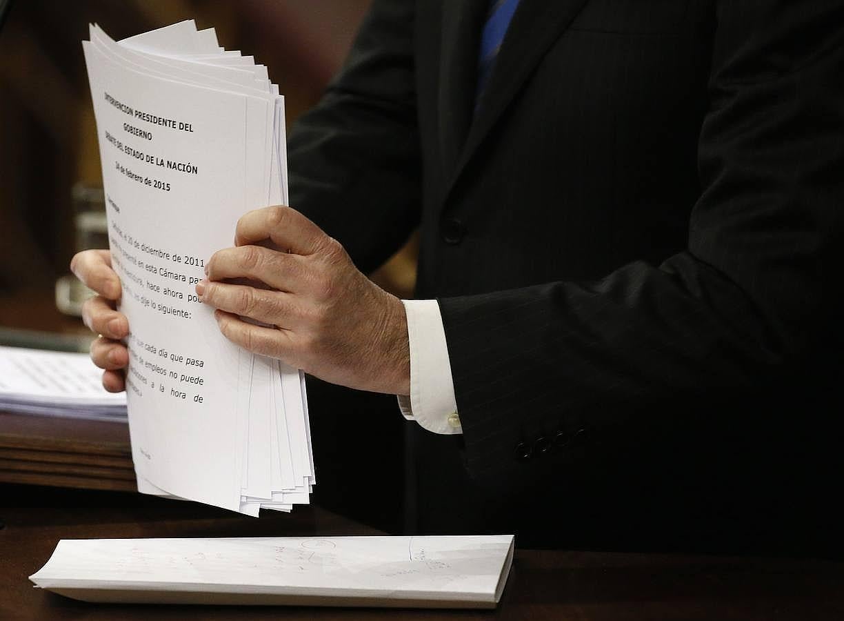 El discurso de Rajoy. MADRID. Mariano Rajoy ha prometido que se creará un millón de empleos netos entre 2014 y 2015 y ha anunciado un incremento del PIB hasta el 2,4%. Además, ha anunciado medidas de ámbito social como extender el cheque bebé a las familias monoparentales con dos hijos, los 500 primeros euros de salario estarán exentos de cotizar y revisará el sistema de tasas judiciales que impulsó el dimitido Ruiz Gallardón.