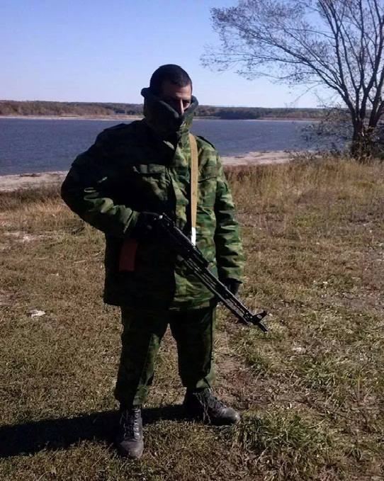 Detenidos ocho combatientes españoles retornados del conflicto de Ucrania. S.M.B.V.