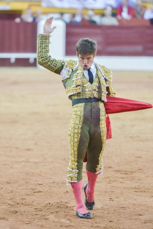 Triunfo rotundo de Talavante en Olivenza