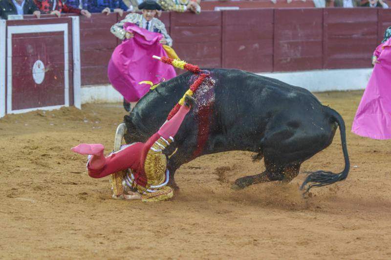 Susto en la reaparición de Francisco Rivera &#039;Paquirri&#039; en Olivenza