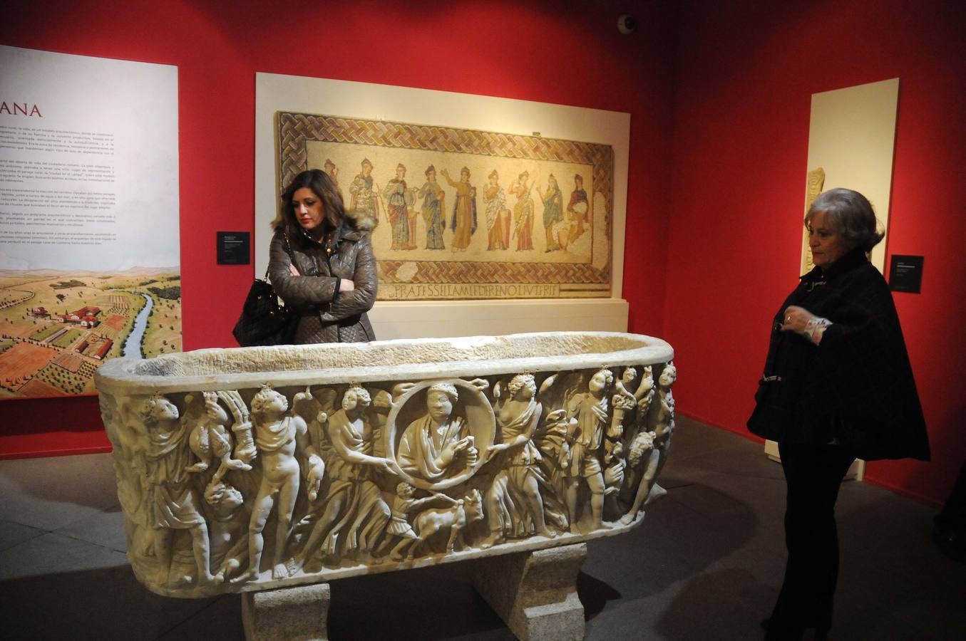 Lunes, 23 de marzo. Alrededor de 200 piezas de gran valor histórico-arqueológico, de las que 15 están clasificadas por el Estado portugués como “tesoros nacionales”, conforman la muestra que el Museo Nacional de Arte Romano de Mérida acogerá hasta el 30 de septiembre. Fotografías: Brígido Fernández