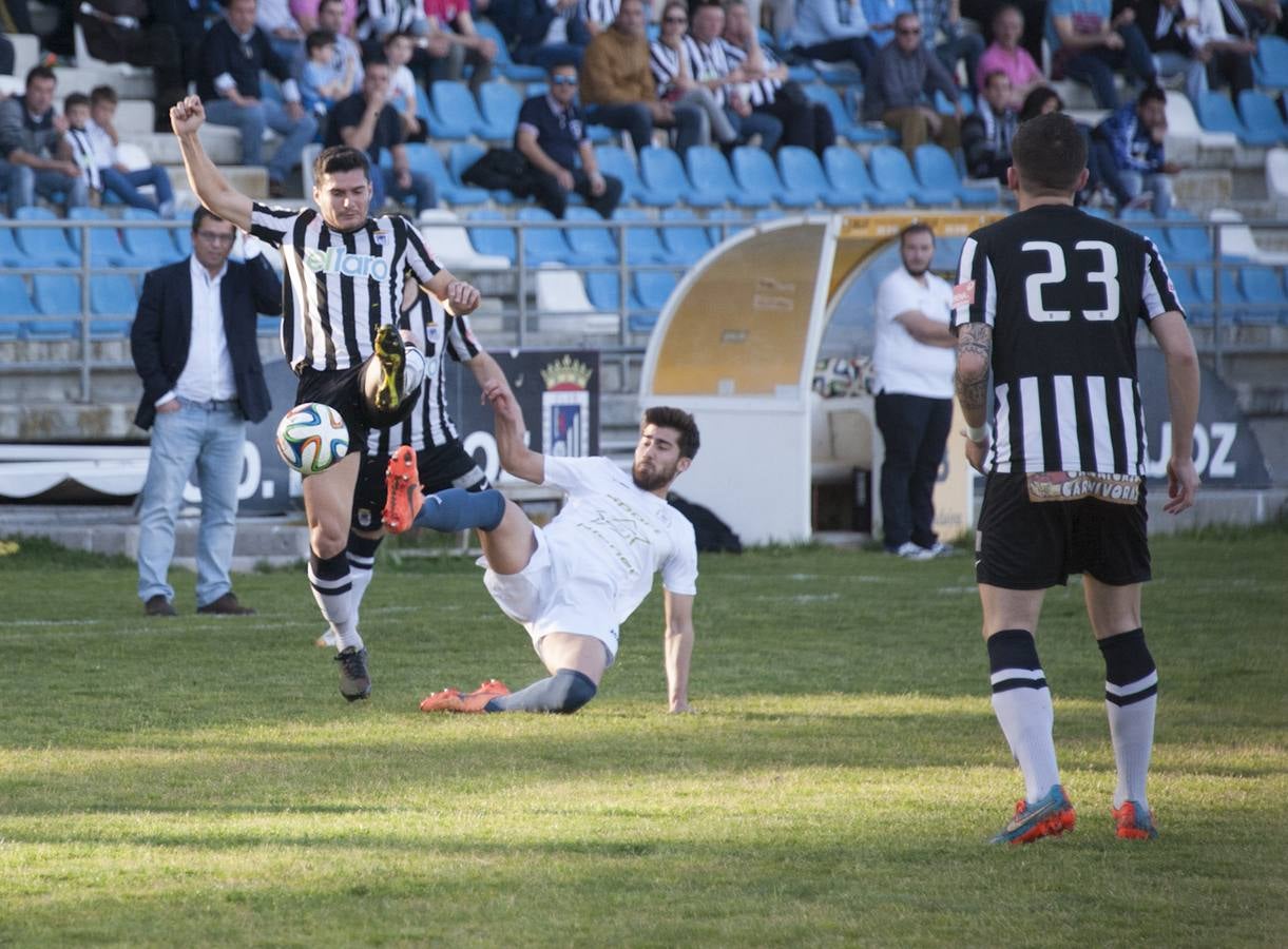 El CD Badajoz se lleva el derbi pacense