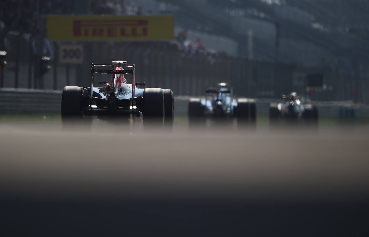 Hamilton gana en Shanghái