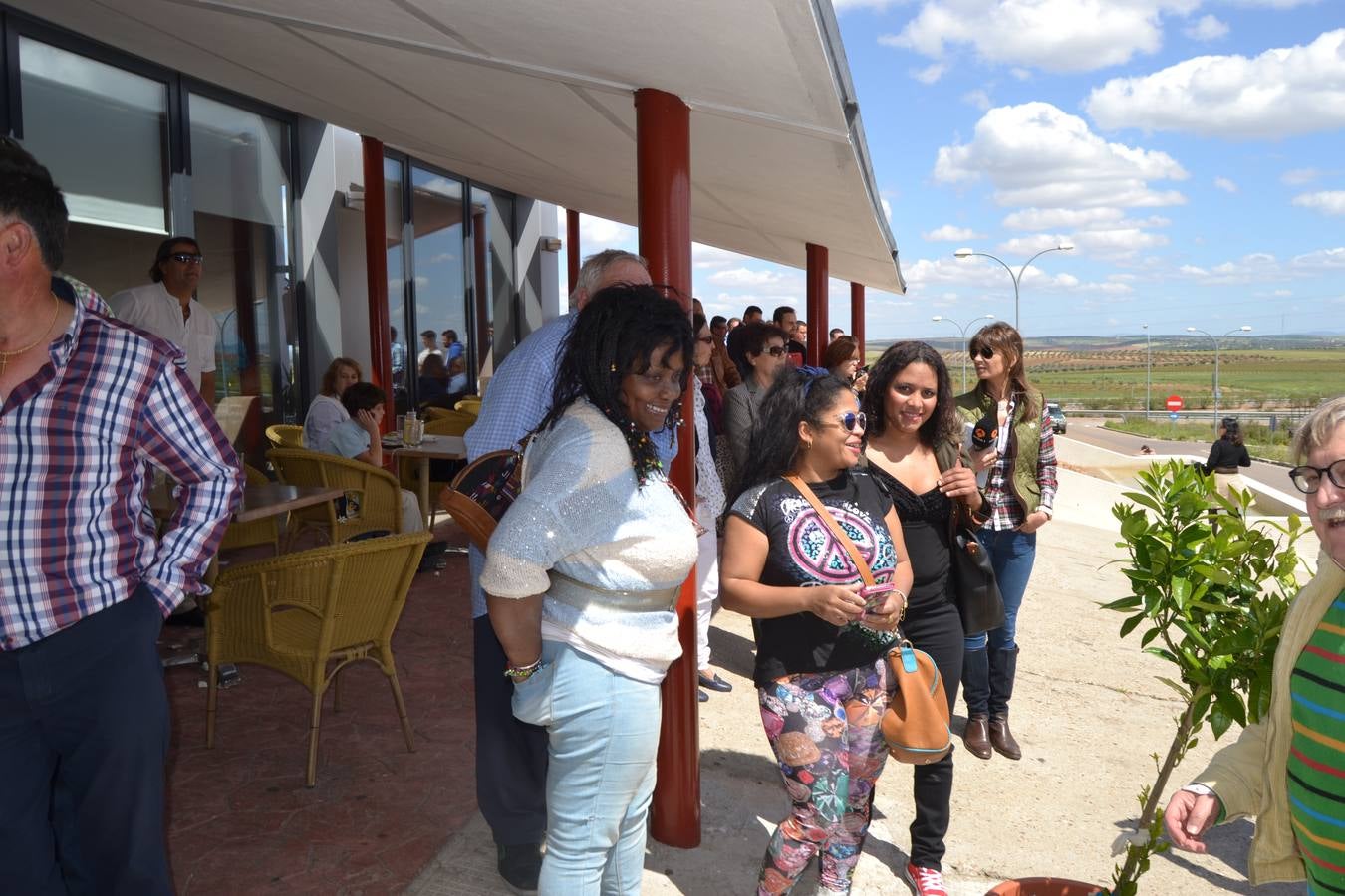 La caravana de mujeres se celebra a pesar de la polémica