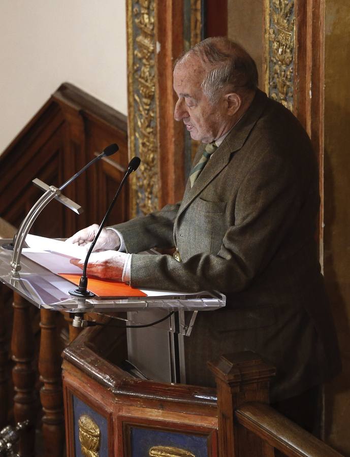 Los Reyes presiden la ceremonia de entrega del Cervantes 2014