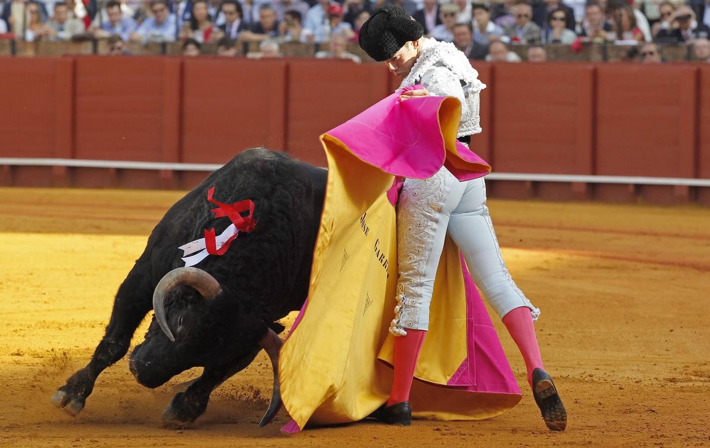 Alternativa de Garrido, torero de emoción