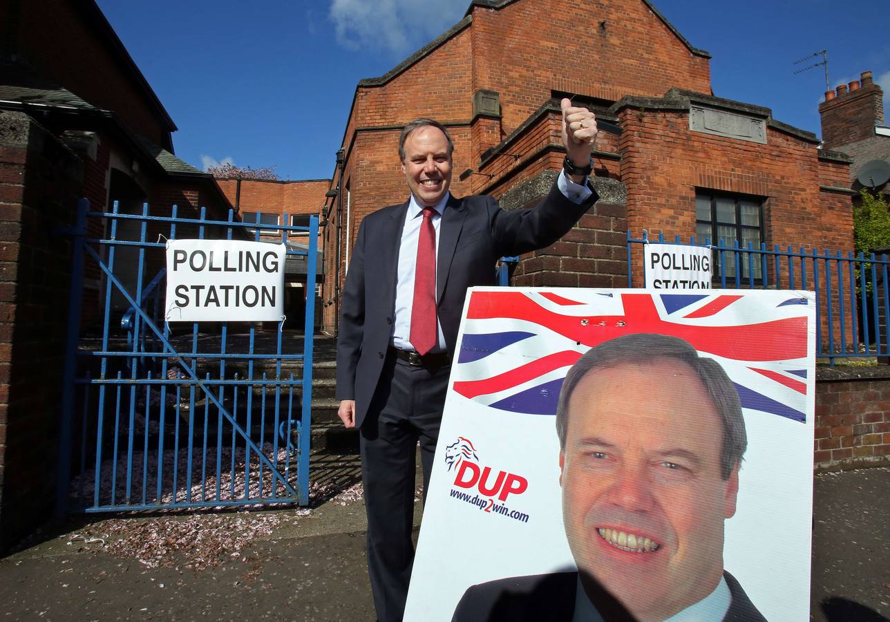 Nigel Dodds, líder del Partido Unionista Democrático y candidato por el norte de Belfast.