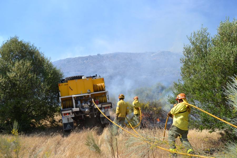 Incendio en la Sierra de San Serván