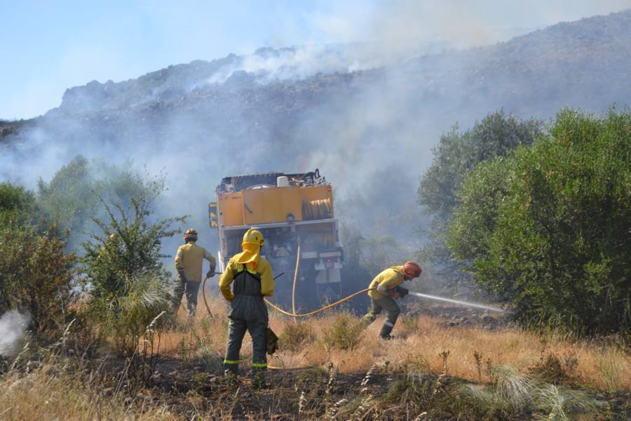 Incendio en la Sierra de San Serván