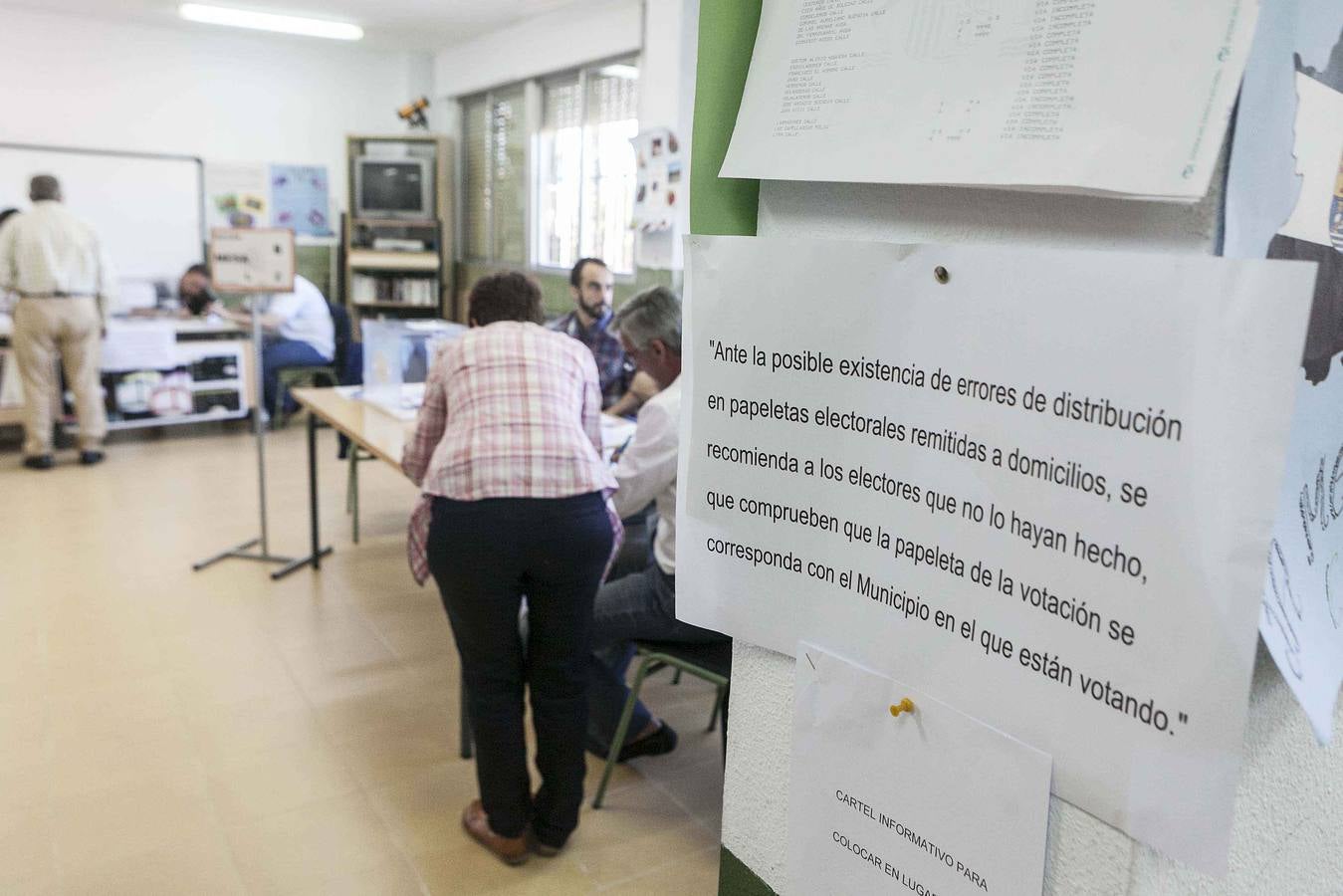 La jornada electoral en Cáceres, en imágenes