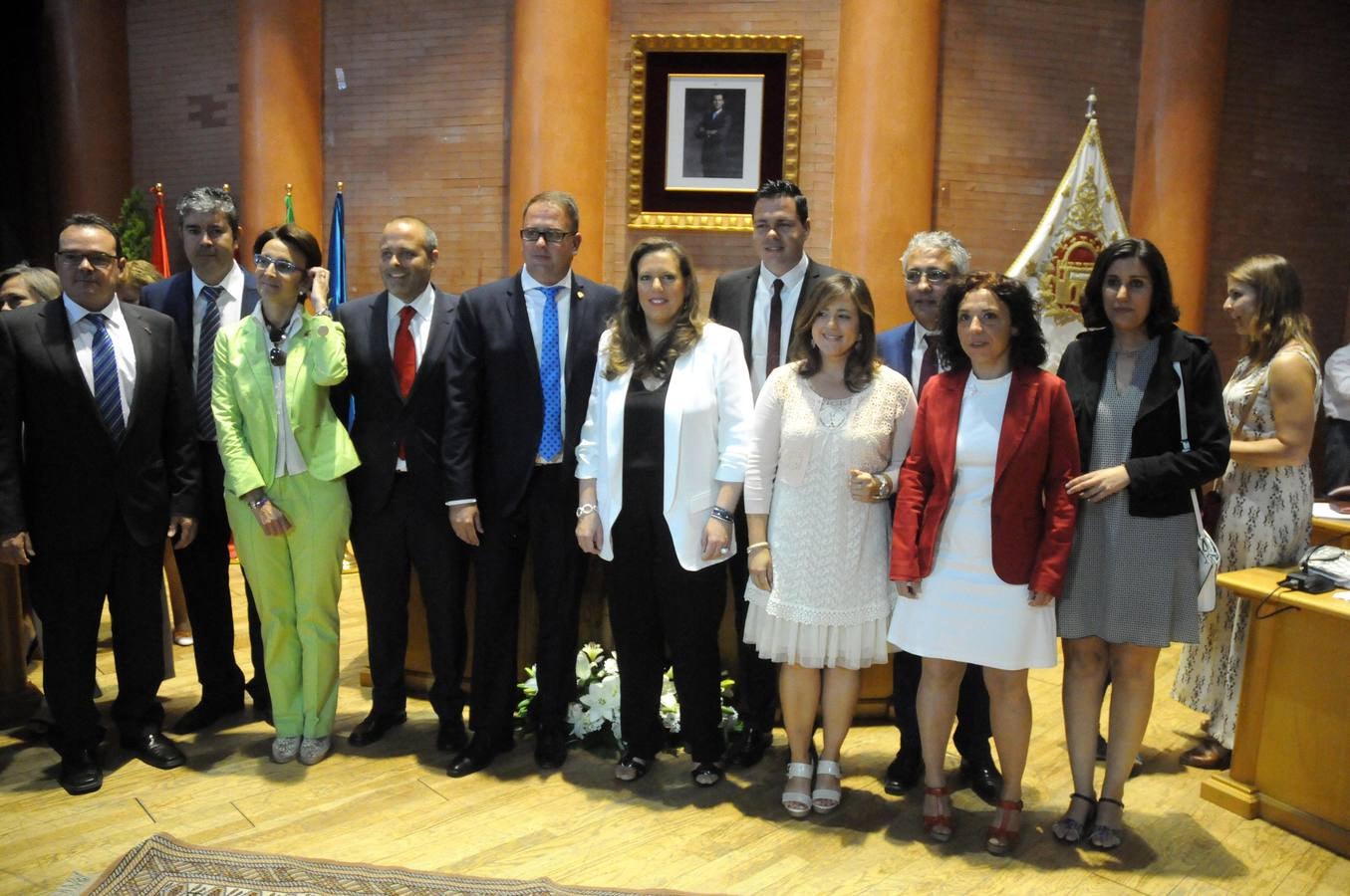 Sábado, 13 de junio: Acto de toma de posesión de la alcaldía de Mérida en donde, Antonio Rodríguez Osuna, se convierte en el nuevo alcalde de la ciudad