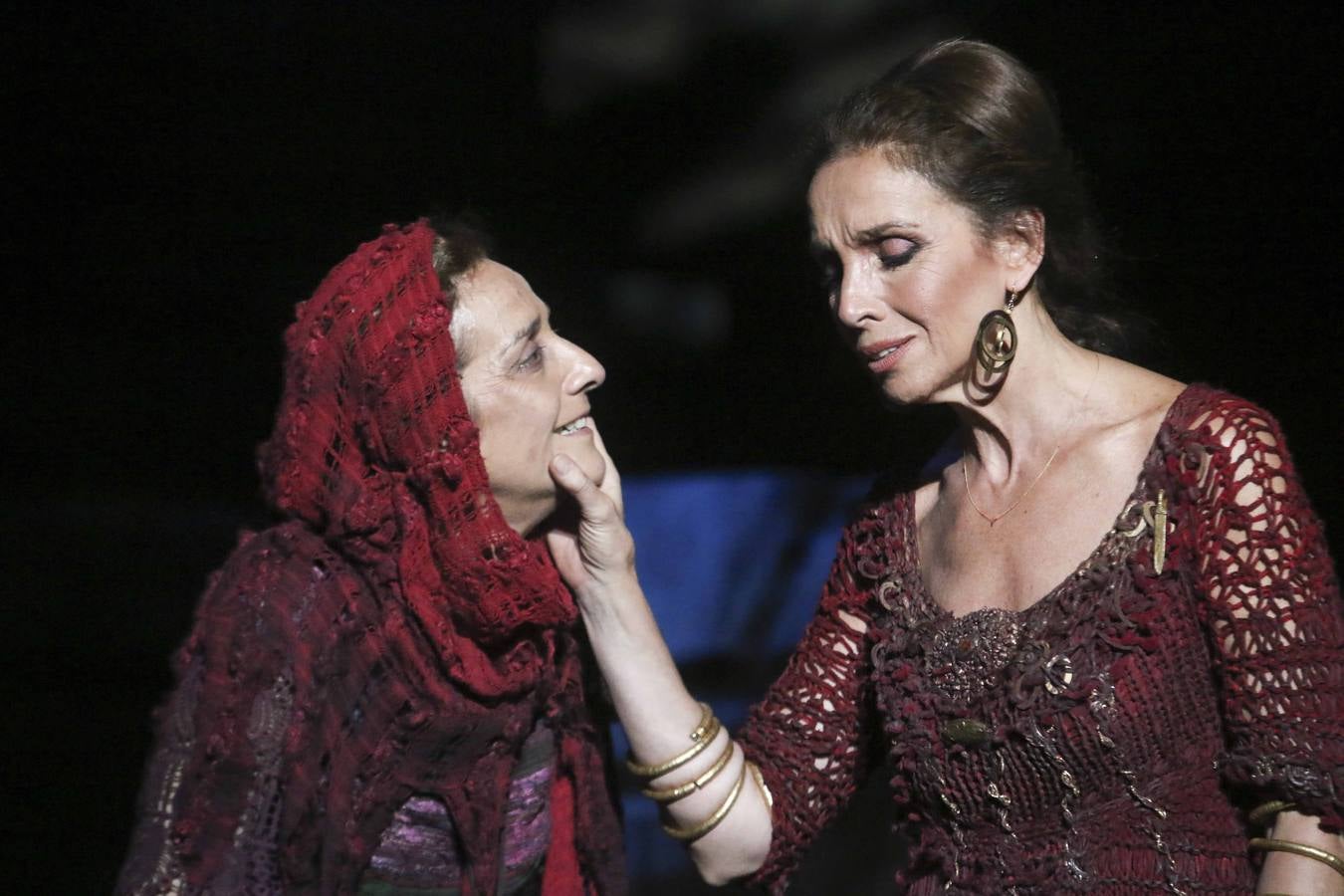 Ensayo de Medea, entre el mito y lo terrenal