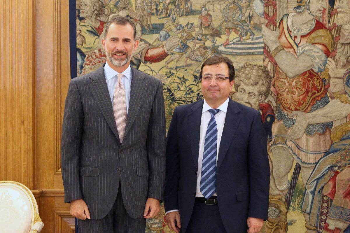 Jueves, 16 de julio: Guillermo Fernández Vara fue recibido por Su Majestad el Rey Felipe VI tras su elección como nuevo presidente de la la Junta de Extremadura en el Palacio de la Zarzuela. Fotografías: Agencias