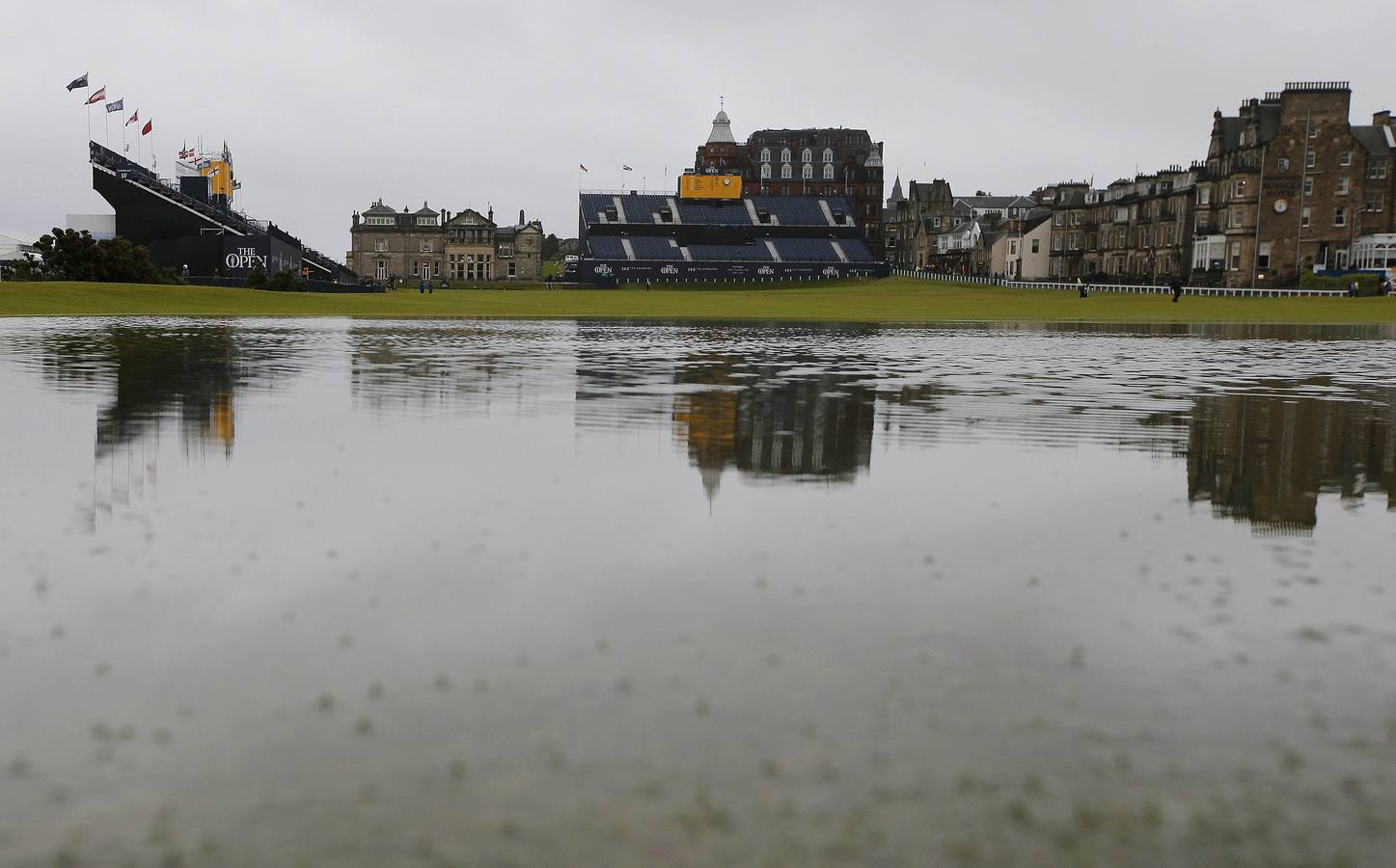 Se supende por lluvia la segunda ronda del British Open de golf