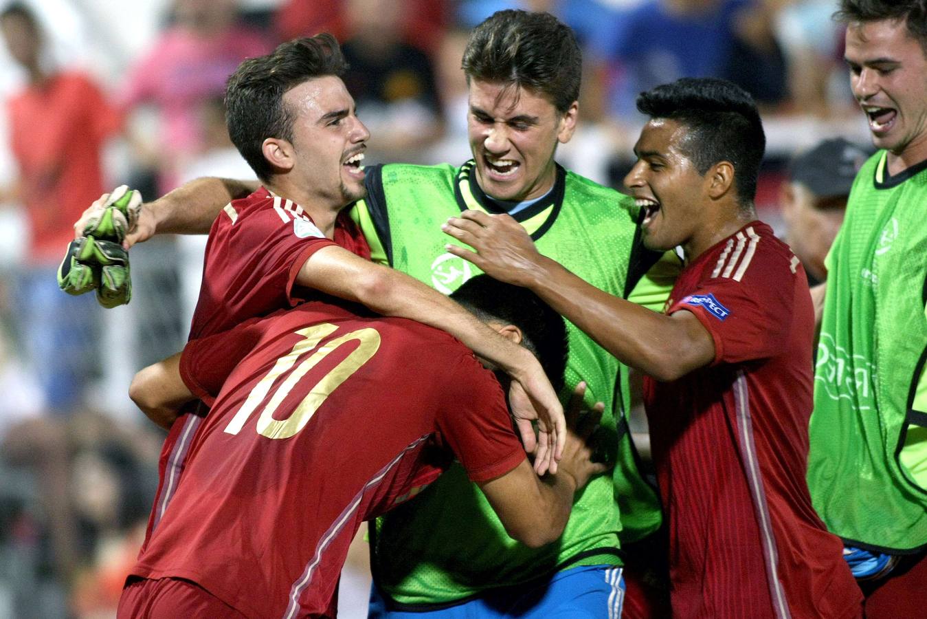 Domingo, 19 de julio: La Selección españaola de fútbol sub-19, se proclamó, por séptima vez, campeona de Europa tras vencer a rusia por dos tantos a cero. Fotografía: Agencia  AFP