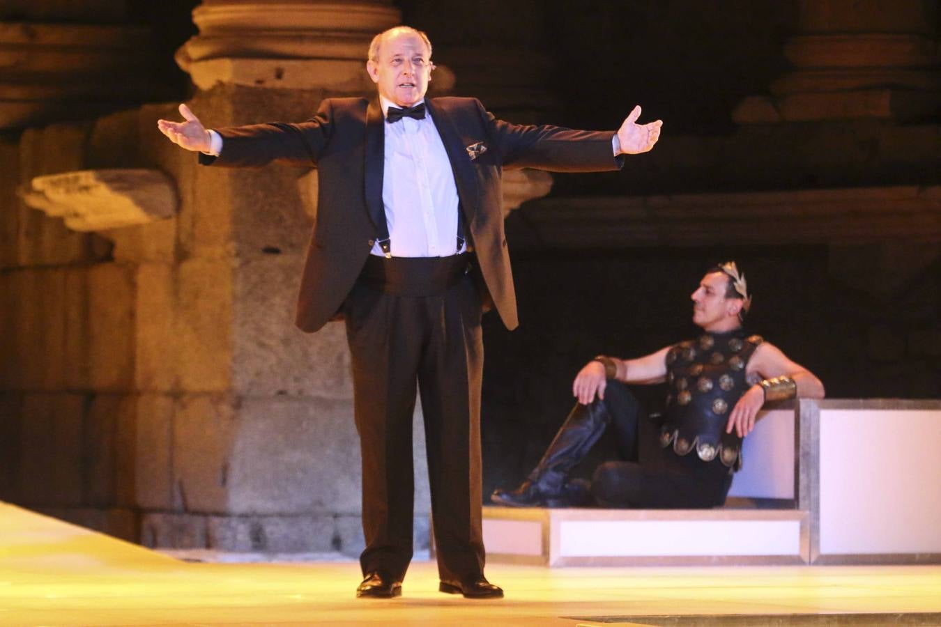 Miércoles, 23 de julio: Dirigidos por Magüi Mira, 'Cesar &amp; Cleopatra' supone el tercer estreno absoluto del Festival de Teatro Clásico de Mérida, con el que llega al ecuador de su 61 edición. Fotografías: JM Romero