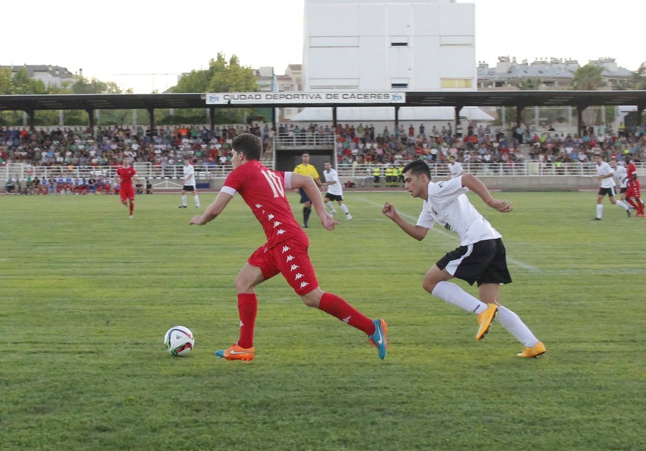 Partido de presentación del Cacereño en la Ciudad Deportiva