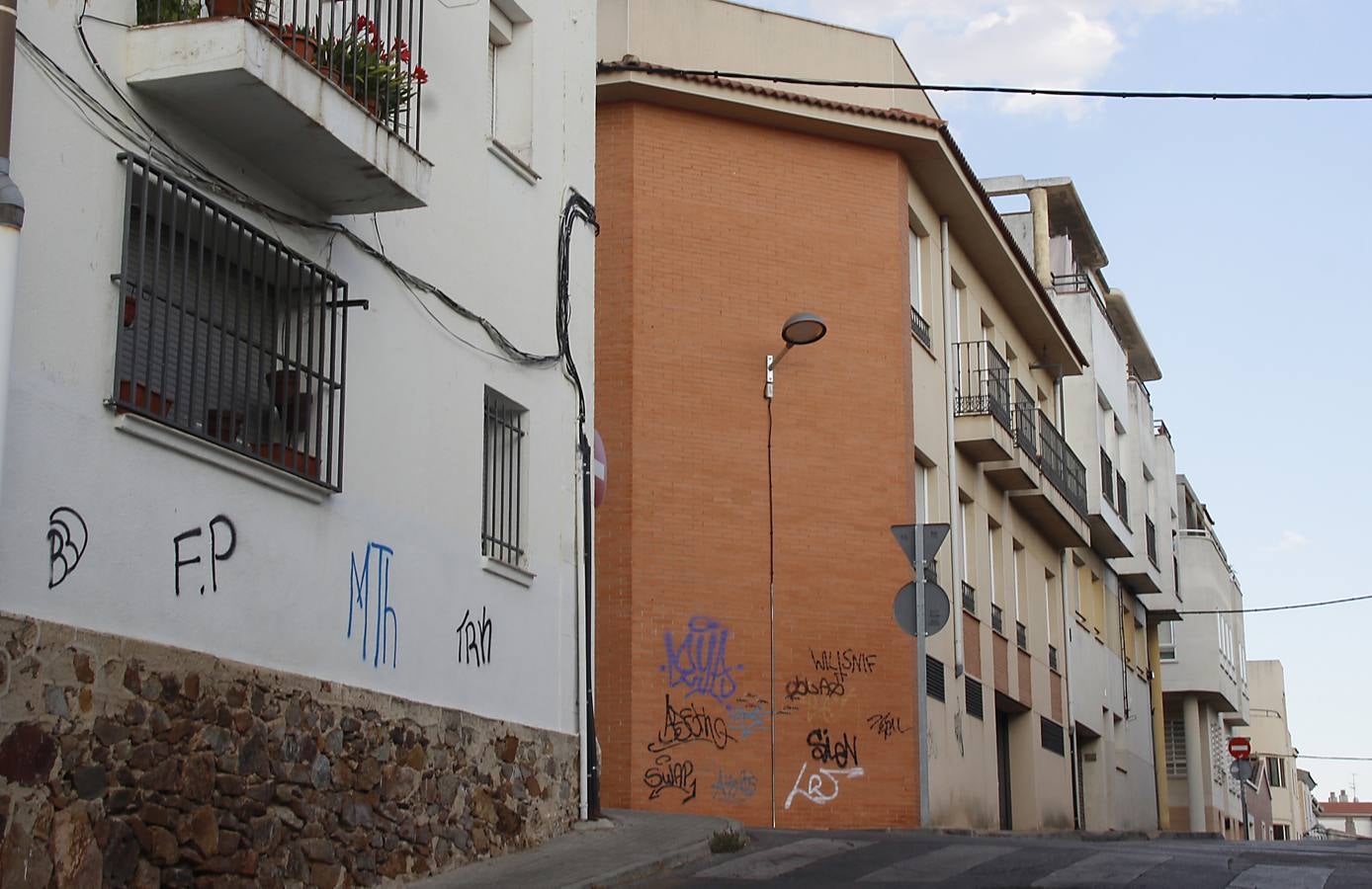 La Plaza de Italia, objeto de una oleada de pintadas