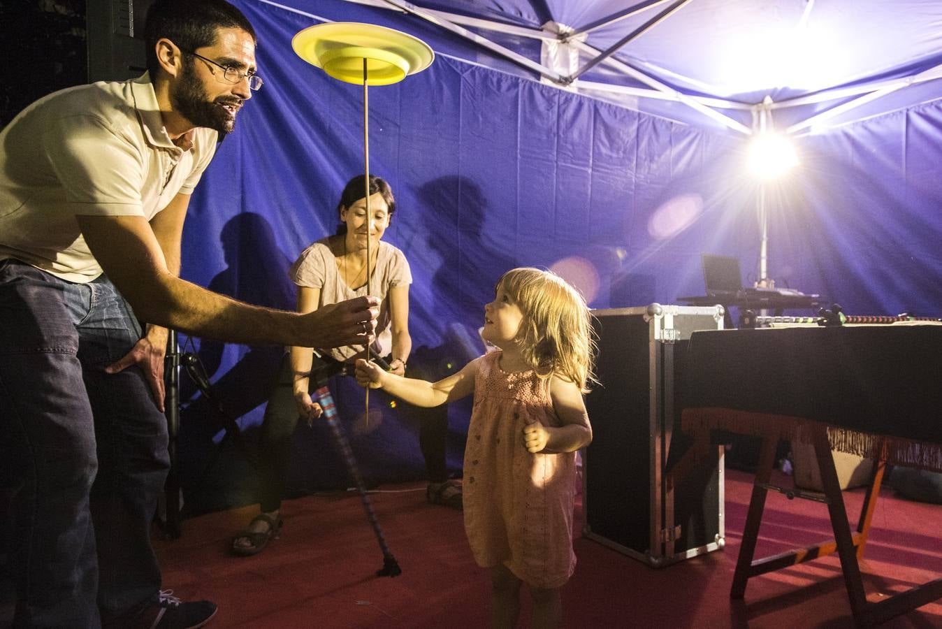 Sábado, 5 de septiembre: La Noche en Blanco, con 120.000 visitantes, según el Ayuntamiento, superó su afluencia del año anterior. Fotografía JV Arnelas