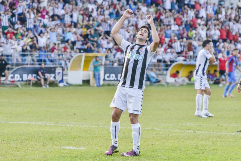 Empate sin goles entre el Badajoz y el Extremadura