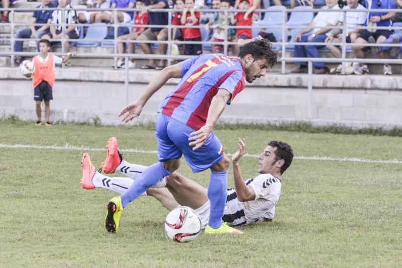 Empate sin goles entre el Badajoz y el Extremadura