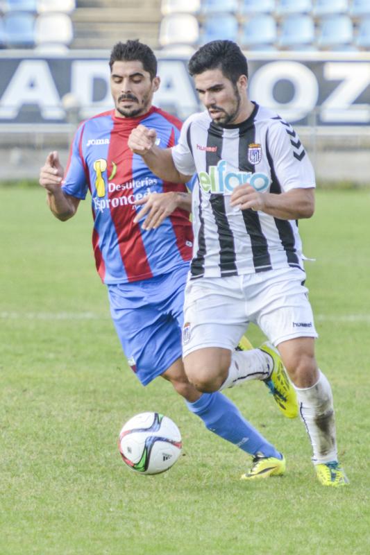 Empate sin goles entre el Badajoz y el Extremadura